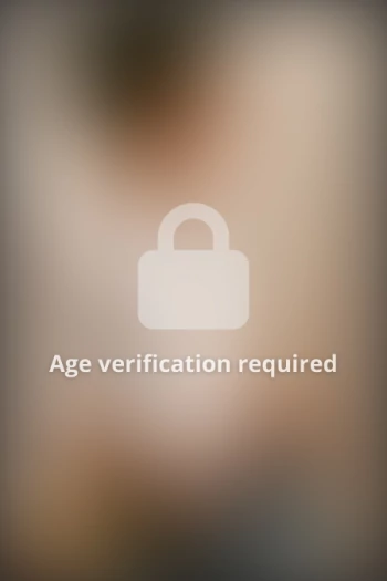 Pornoster Raquel Devine